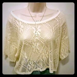 NEW WITH TAGS! Hollister Lace crop top
