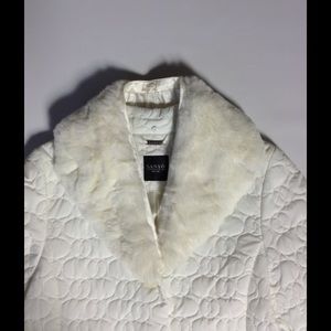 ‼️REDUCED‼️Sanyo Tench with fur collar