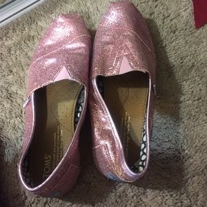 ❗️Needs a new home❗️Hardly worn Toms !