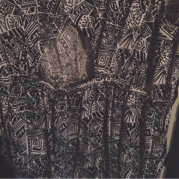 Aztec dress, no tags from target - Picture 2 of 3