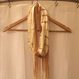 Tassel scarf
