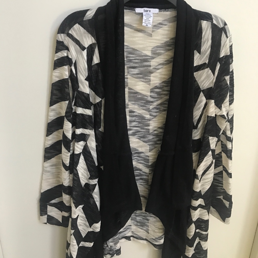 Bar||| cardigan