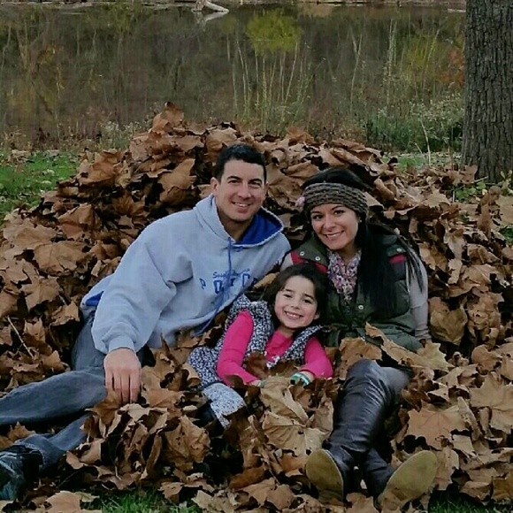 Meet your Posher, Mj - Picture 2 of 2