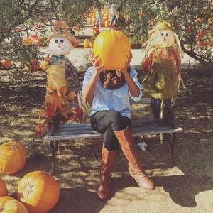 Meet your Posher, Jasmine