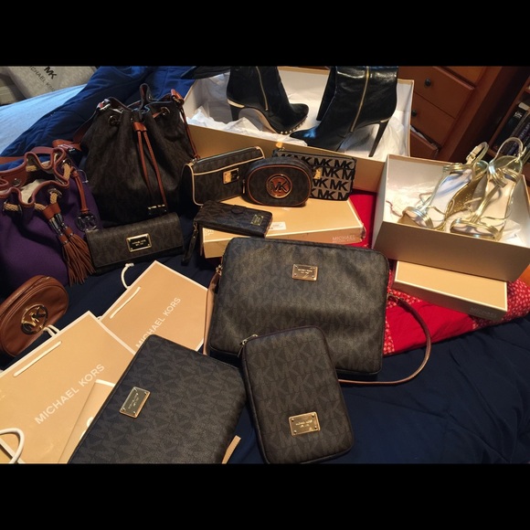 MK Collection 🚫NOT FOR SALE 🚫 - Picture 2 of 4