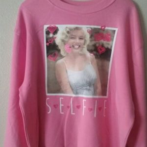 Mariln Monroe Sweater