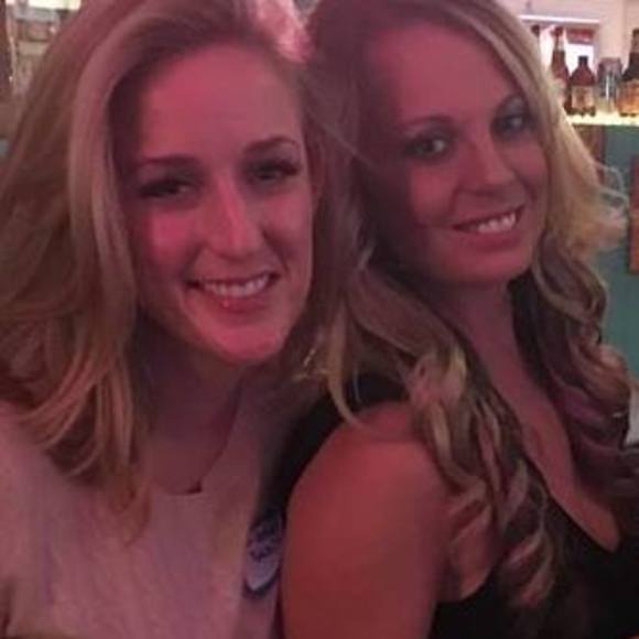 Meet your Posher, Courtney - Picture 1 of 1