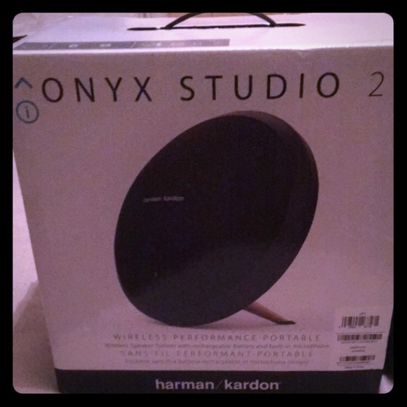 Black onyx music speakers