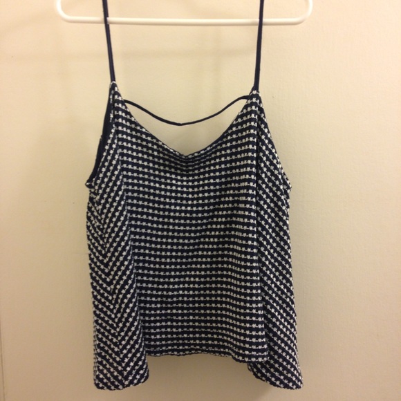 SOLD. ✨NWOT✨ Top - Picture 3 of 4