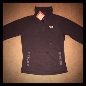 black north face jacket