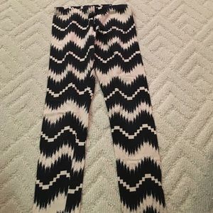 Patterned leggings