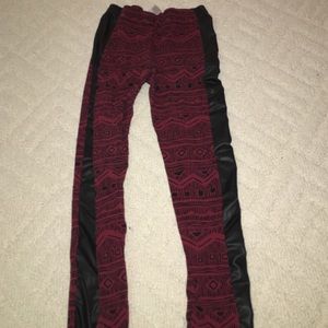 Patterned leggings