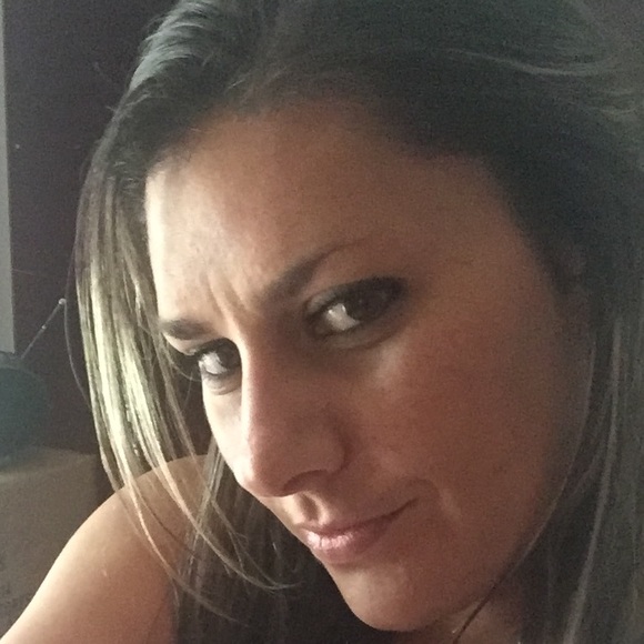 Meet your Posher, Samantha - Picture 1 of 1