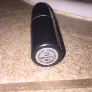 MAC satin Hot Chocolate