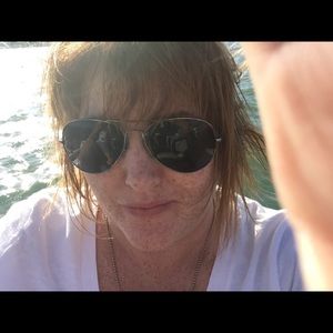 Meet your Posher, Julie