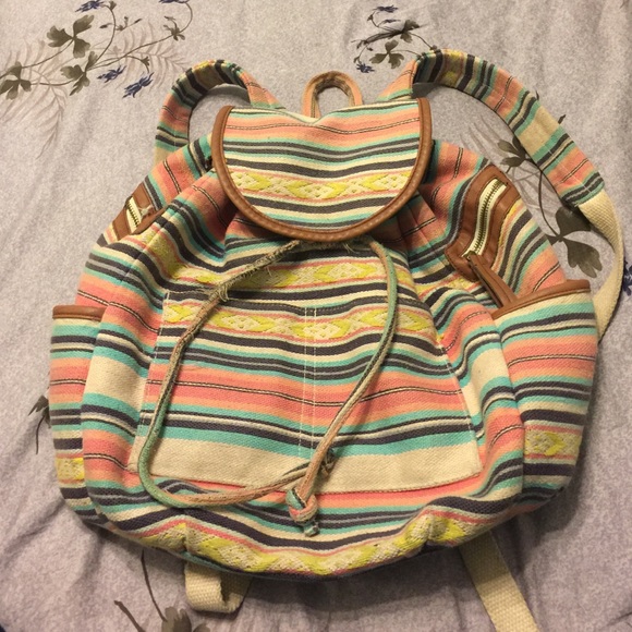 Aztec print back pack