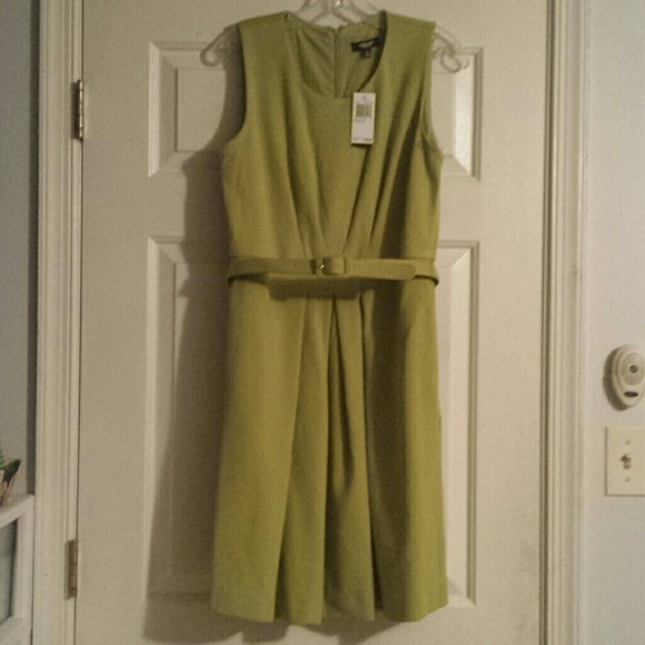 NWT Premise dress size 6
