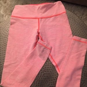 Lululemon yoga pants