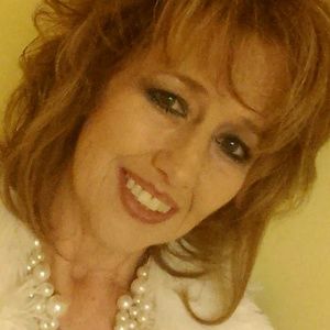 Meet your Posher, Paula