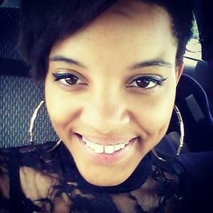 Meet your Posher, Takira