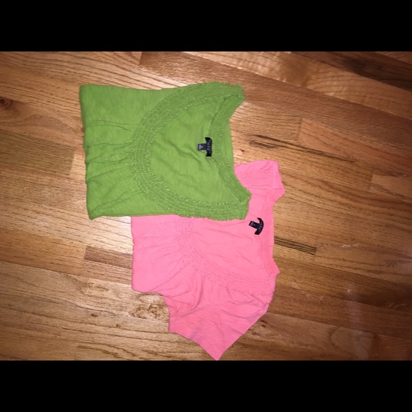 2 Ruffle t-shirts
