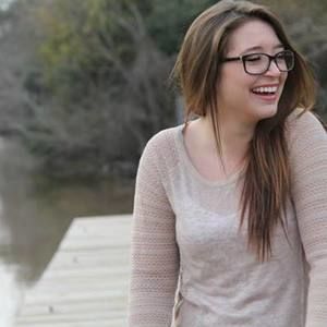 Meet your Posher, Celia