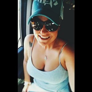 Meet your Posher, Elizabeth