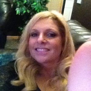 Meet your Posher, Renee