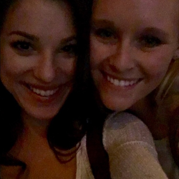 Meet your Posher, Danielle - Picture 1 of 1