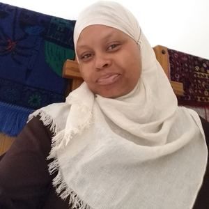 Meet your Posher, Simone