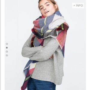 🍁🍂🍃🌻HOST PICK! Insta-chic ZARA Blanket Scarve