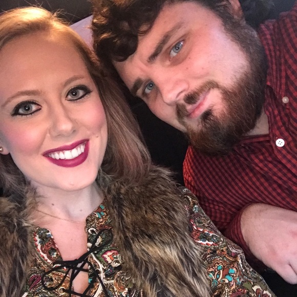 Meet your Posher, Britley - Picture 2 of 6