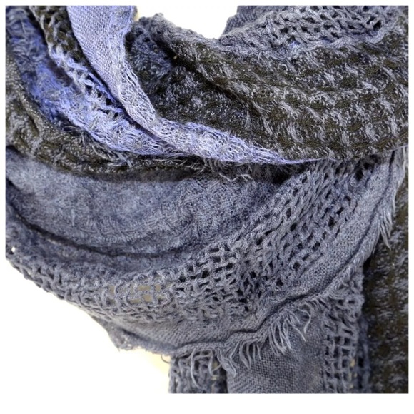 ‼️LAST ONE Soft Raw Edge Blue Black Scarf B199 - Picture 4 of 4