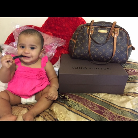 💯 authentic louis  Vuitton montorgueil