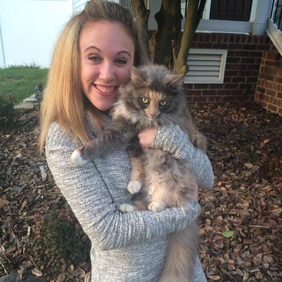 Meet your Posher, Maddie