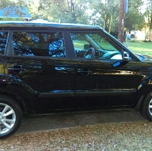 Meet your Posher, Keisha