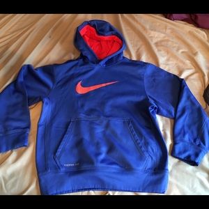 Boys size Medium therma-fit Nike hoodie