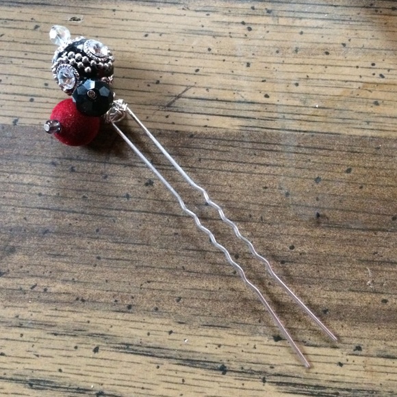 Holiday Hair Pin with holiday beads. Handmade, new