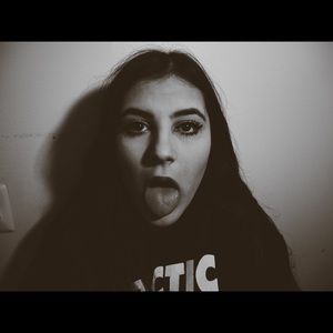 Meet your Posher, Sofia