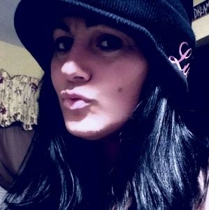 Meet your Posher, Eunice