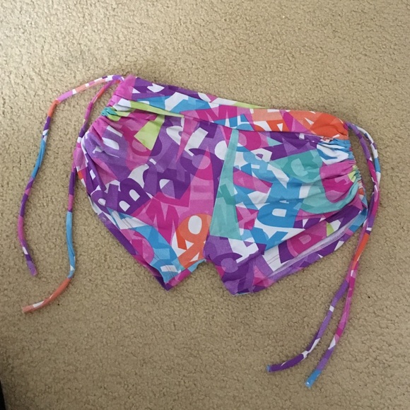 SOLD Hot yoga short booty shorts Nike