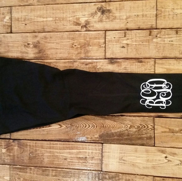 Monogrammed leggings - Picture 1 of 1