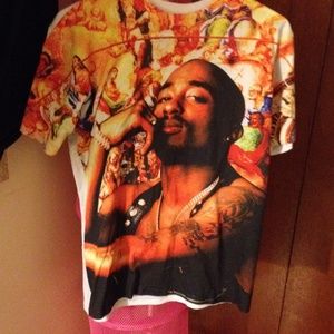 Tupac shirt