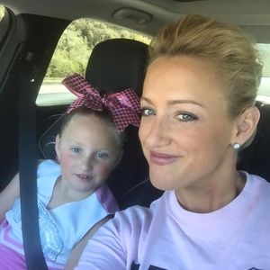 Meet your Posher, Julie