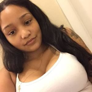 Meet your Posher, Tina