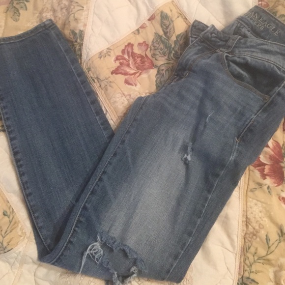 American eagle size 2 skinny jeans