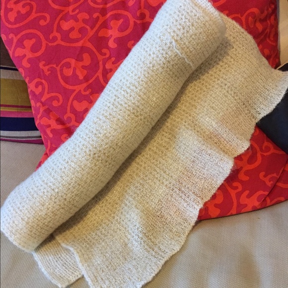 Made in Italy blanket scarf wrap - Picture 1 of 4