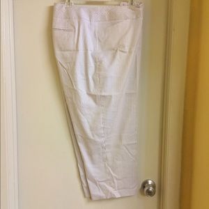 Dressie Capri pants size 20