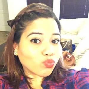 Meet your Posher, Christina