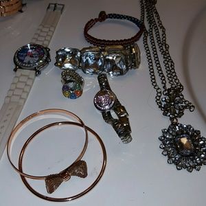 Reserved🚫Cute jewelry🎀